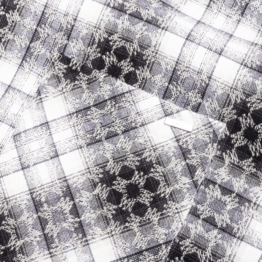 MA Quad Jacquard Flannel - Black - Image 4