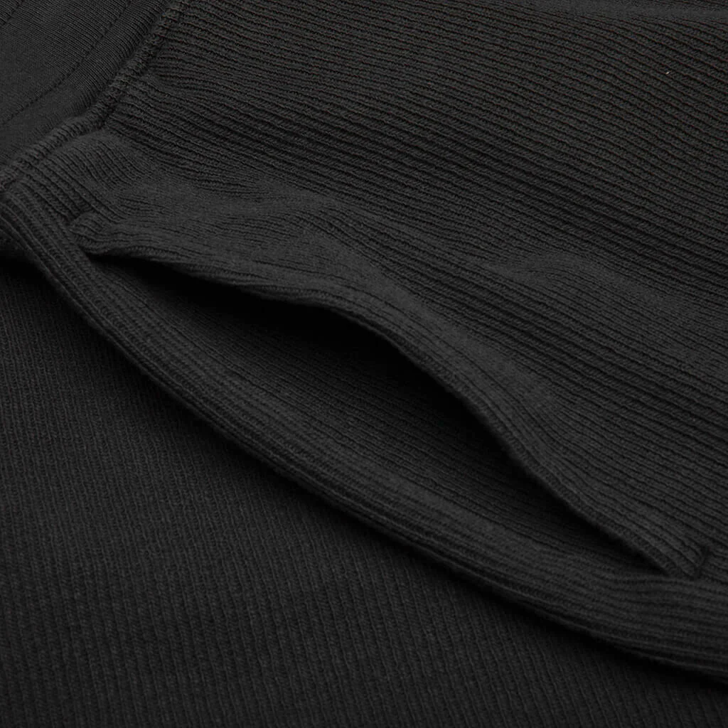 Bermuda Sweat Shorts - Black - Image 4
