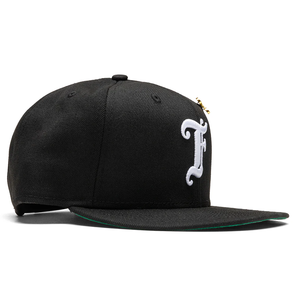 Feature x New Era Old English F Snapback Hat w/ Pin - Black - Image 3
