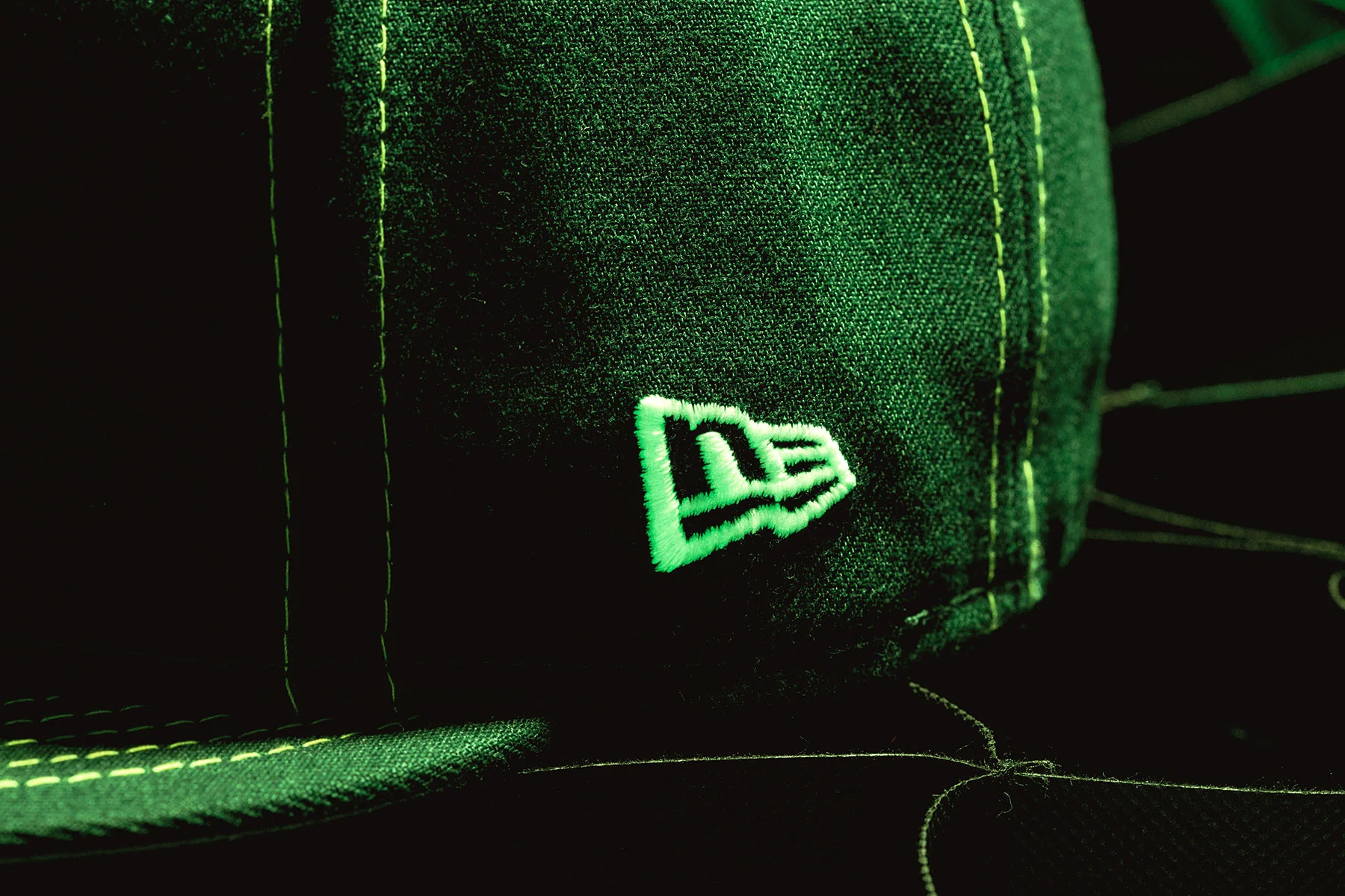 Feature x New Era "Night Vision" 59FIFTY Fitted - UNLV Rebels - Image 7