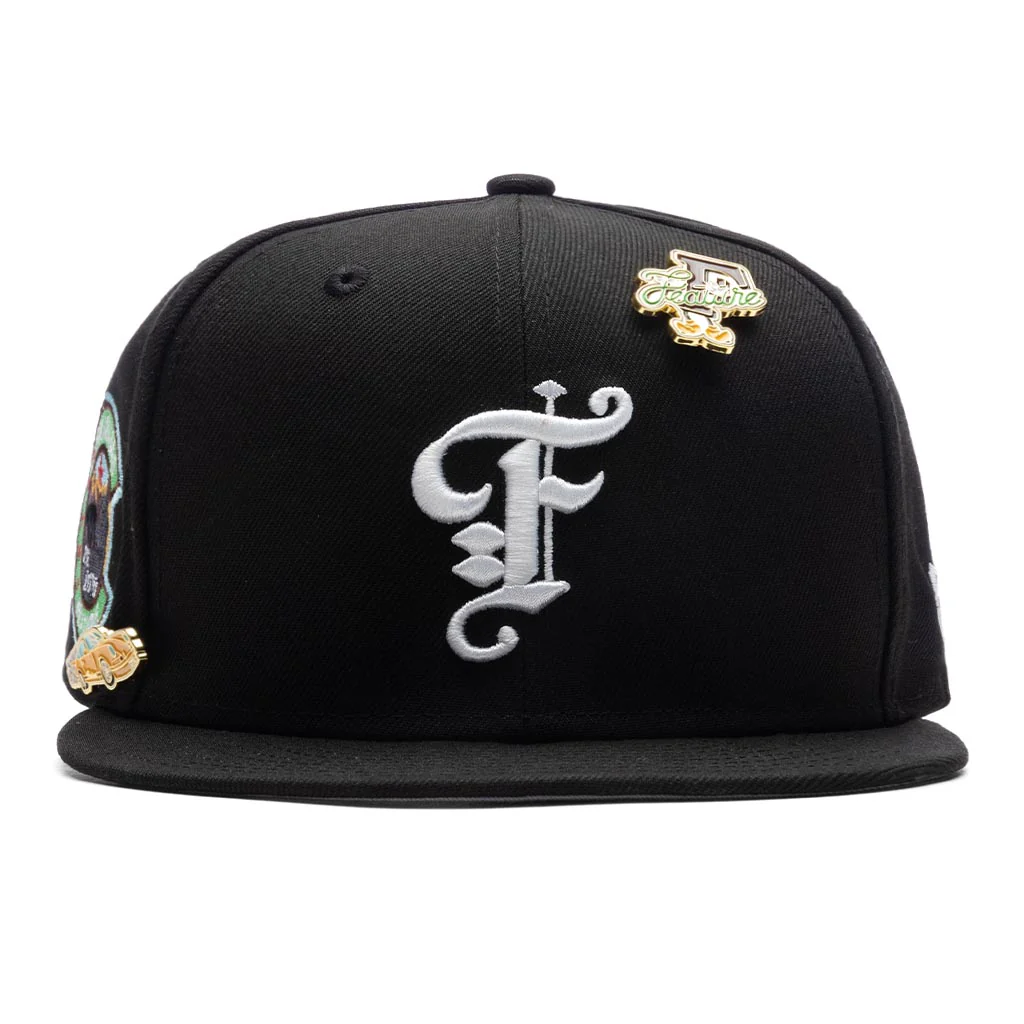 Feature x New Era Old English Calabasas Fitted - Black/Snow Grey
