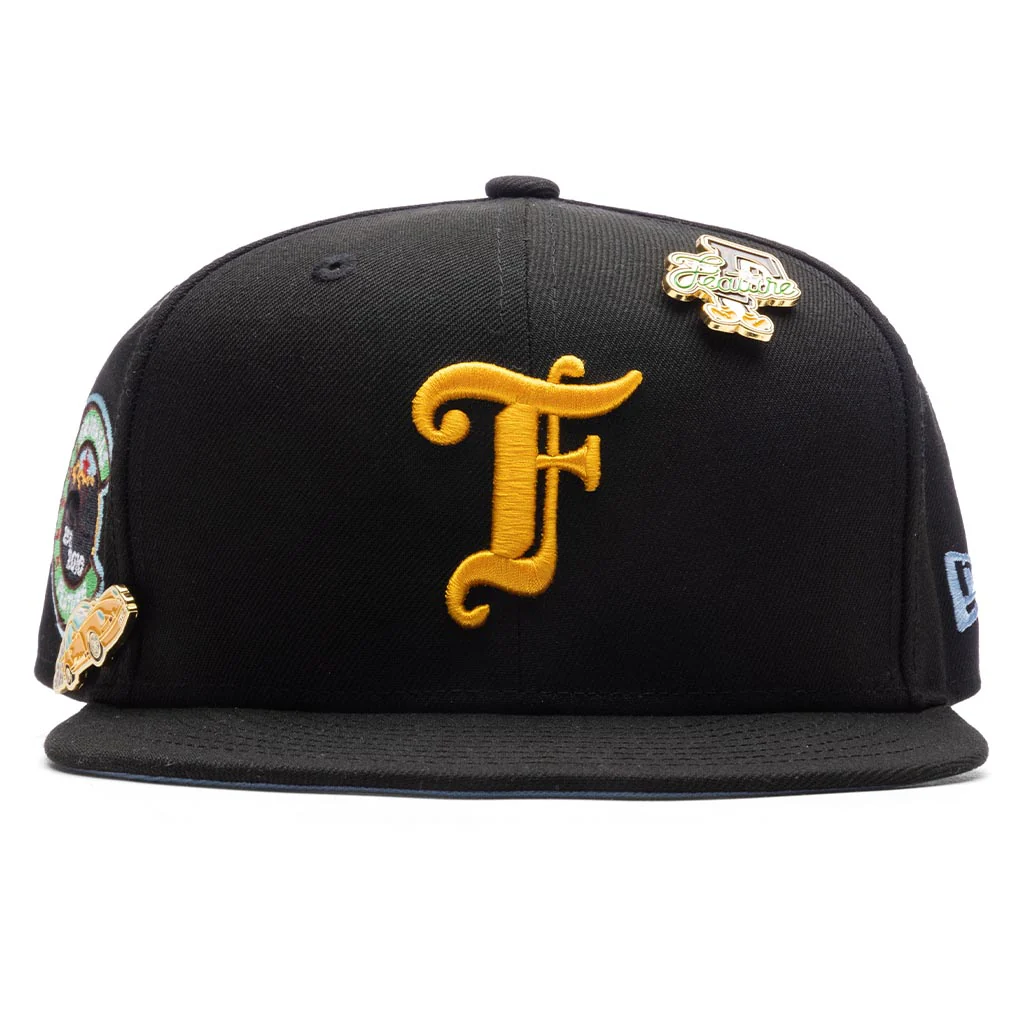 Feature x New Era Old English Calabasas Snapback - Black/Sky