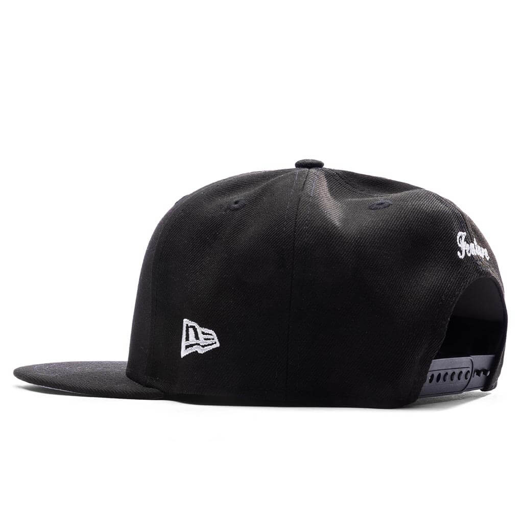 Feature x New Era Old English Plaza Snapback - Black/Snow Grey - Image 6