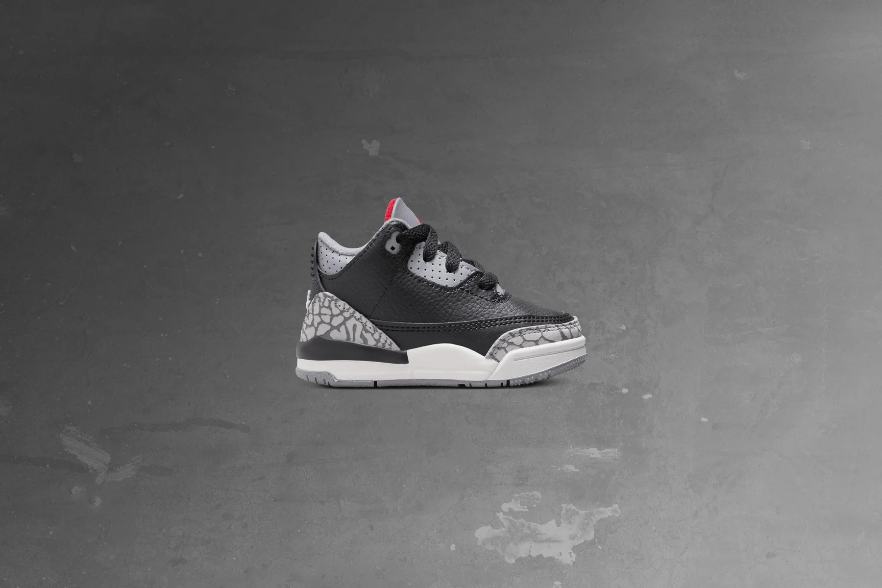 Air Jordan 3 Retro (TD) 'Black Cement' - Black/Fire Red/Cement Grey/Summit White - Image 5