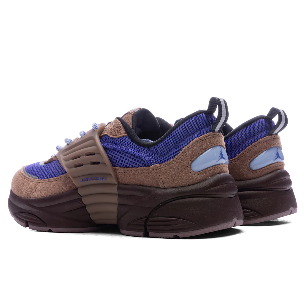 Air Jordan Trunner O/S SP - Archaeo Brown/Persian Violet/Earth - Image 3