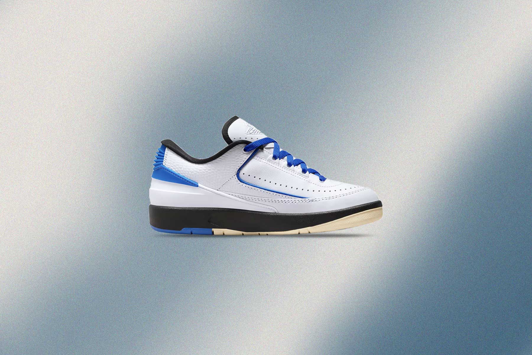 Women's Air Jordan 2 Retro Low Varsity Royal - White/Varsity Royal/Black - Image 5