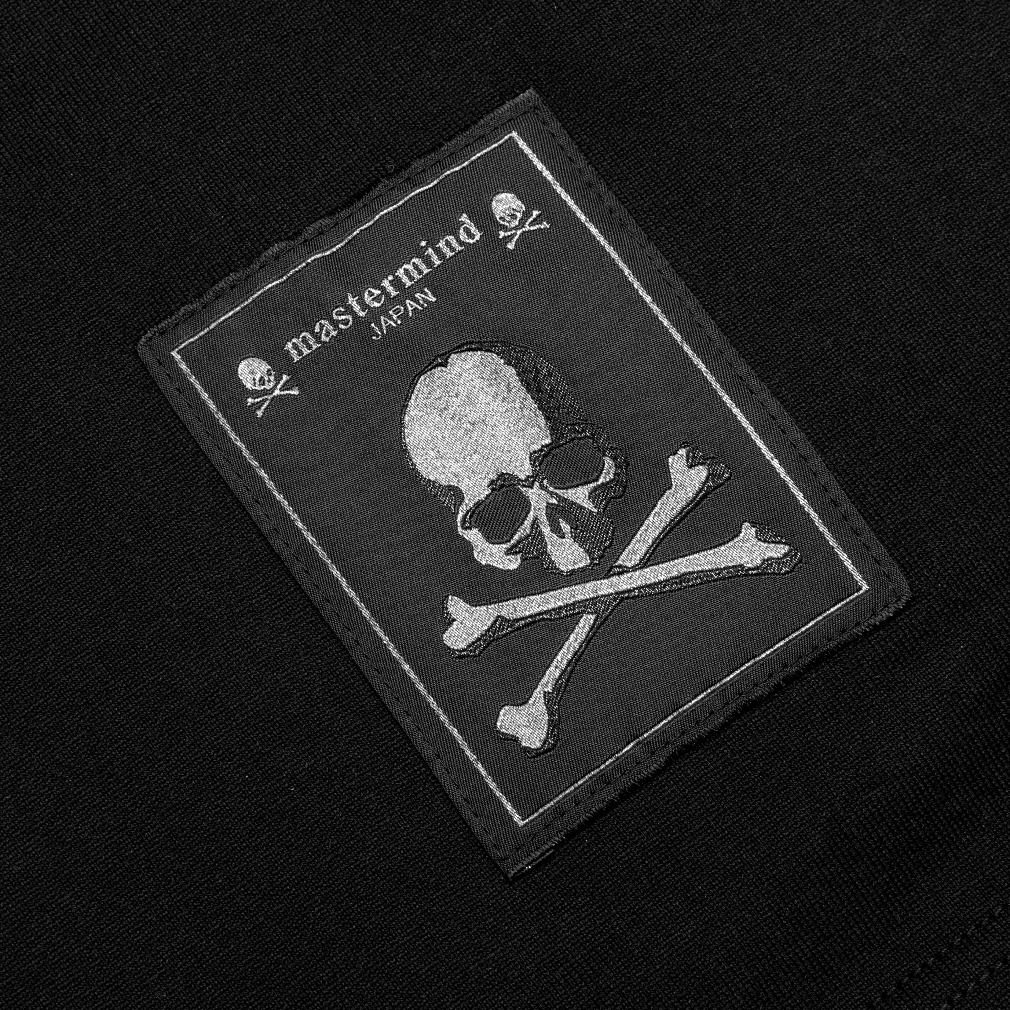 Micro Skull Knit T-Shirt - Black - Image 4