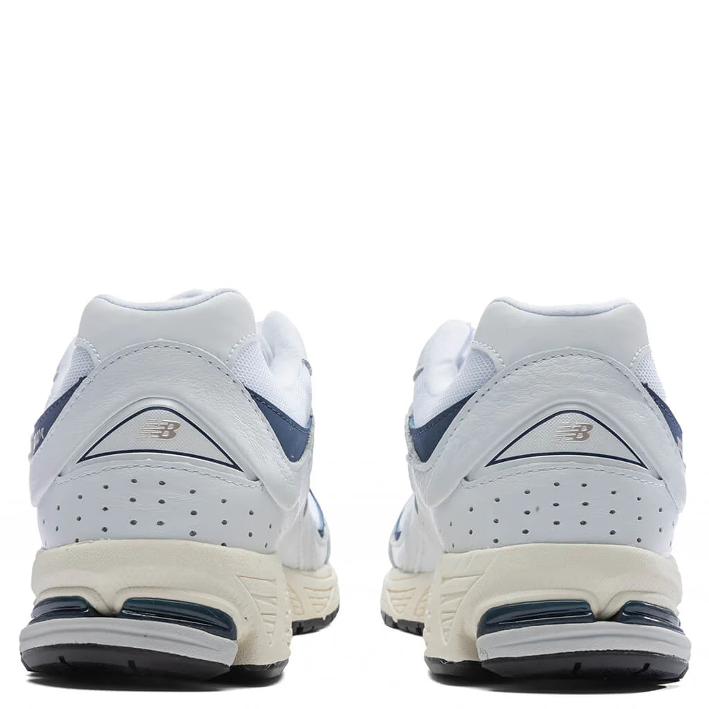 2002R - White - Image 4