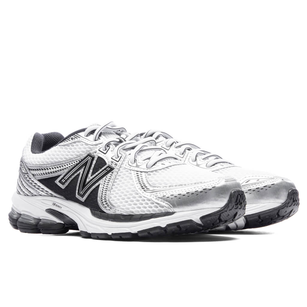 860v2 - White/Black - Image 2