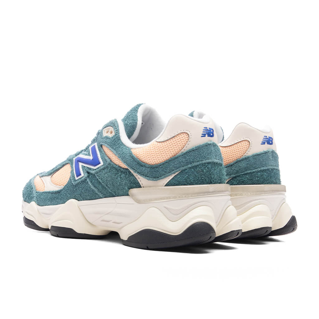 9060 (GS) - New Spruce/Peach Blossom/Team Royal - Image 3