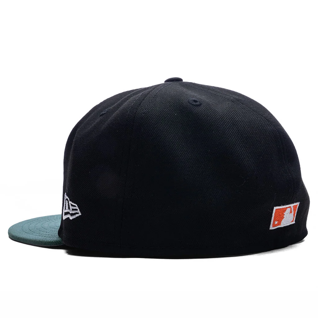 FEATURE x New Era 59FIFTY Fitted LA Dodgers Cooperstown - Black/Mountain Pine Green/Grey - Image 4