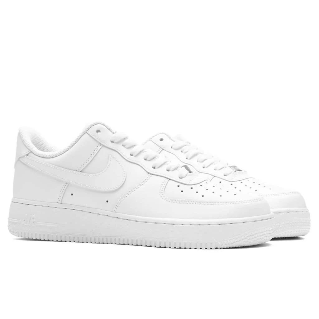 Air Force 1 '07 - Triple White - Image 2