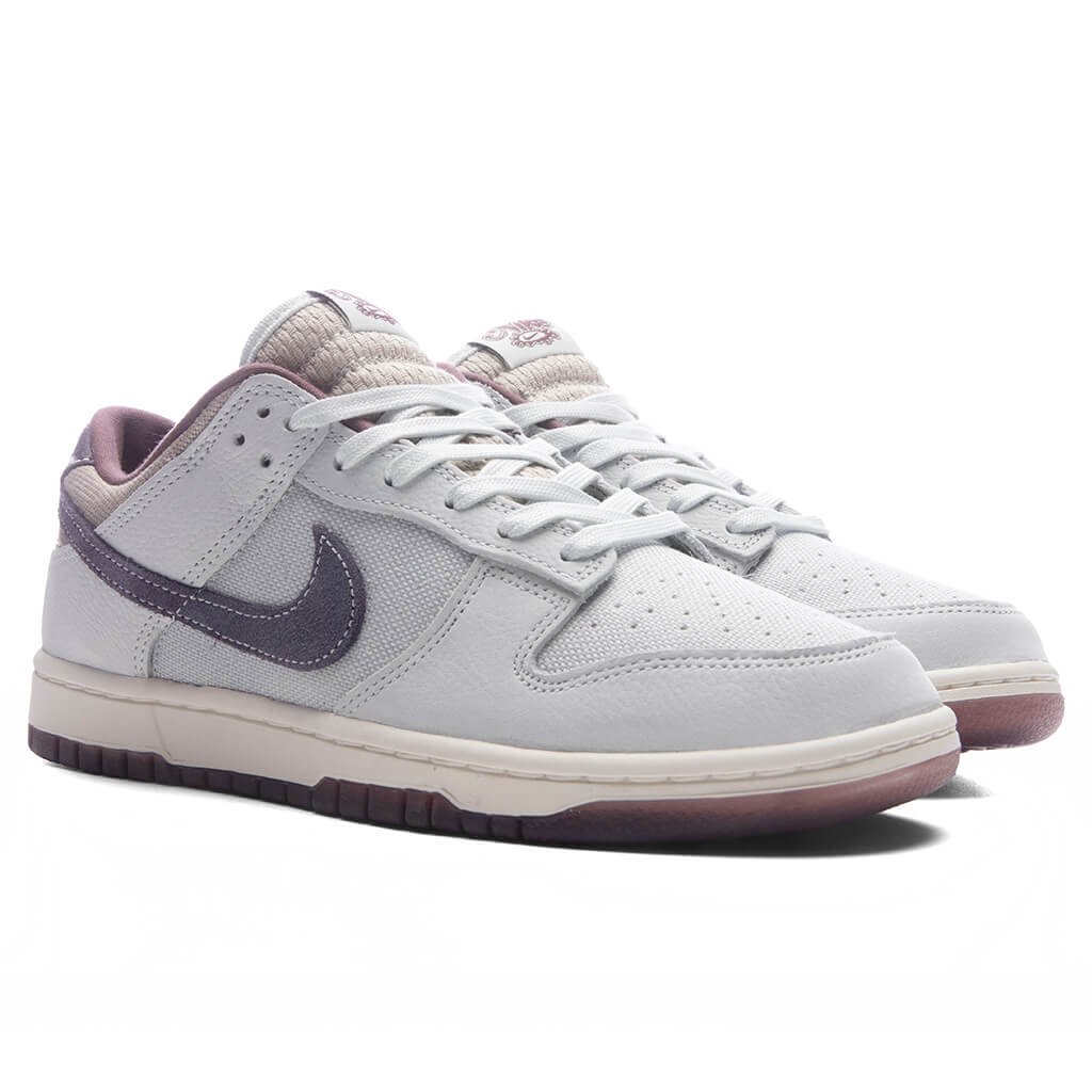 Dunk Low Retro SE - Off White/Dark Raisin/Spruce Aura - Image 2