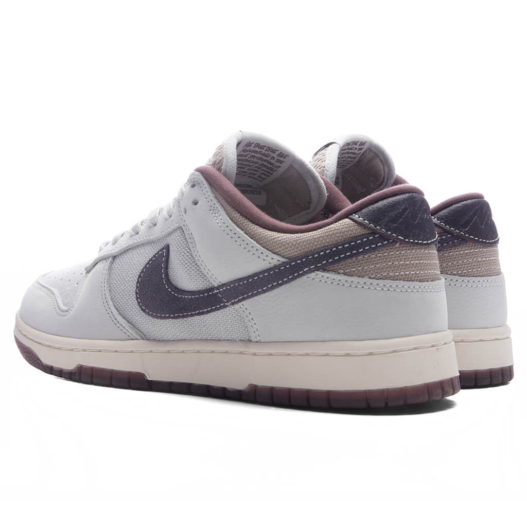 Dunk Low Retro SE - Off White/Dark Raisin/Spruce Aura - Image 3