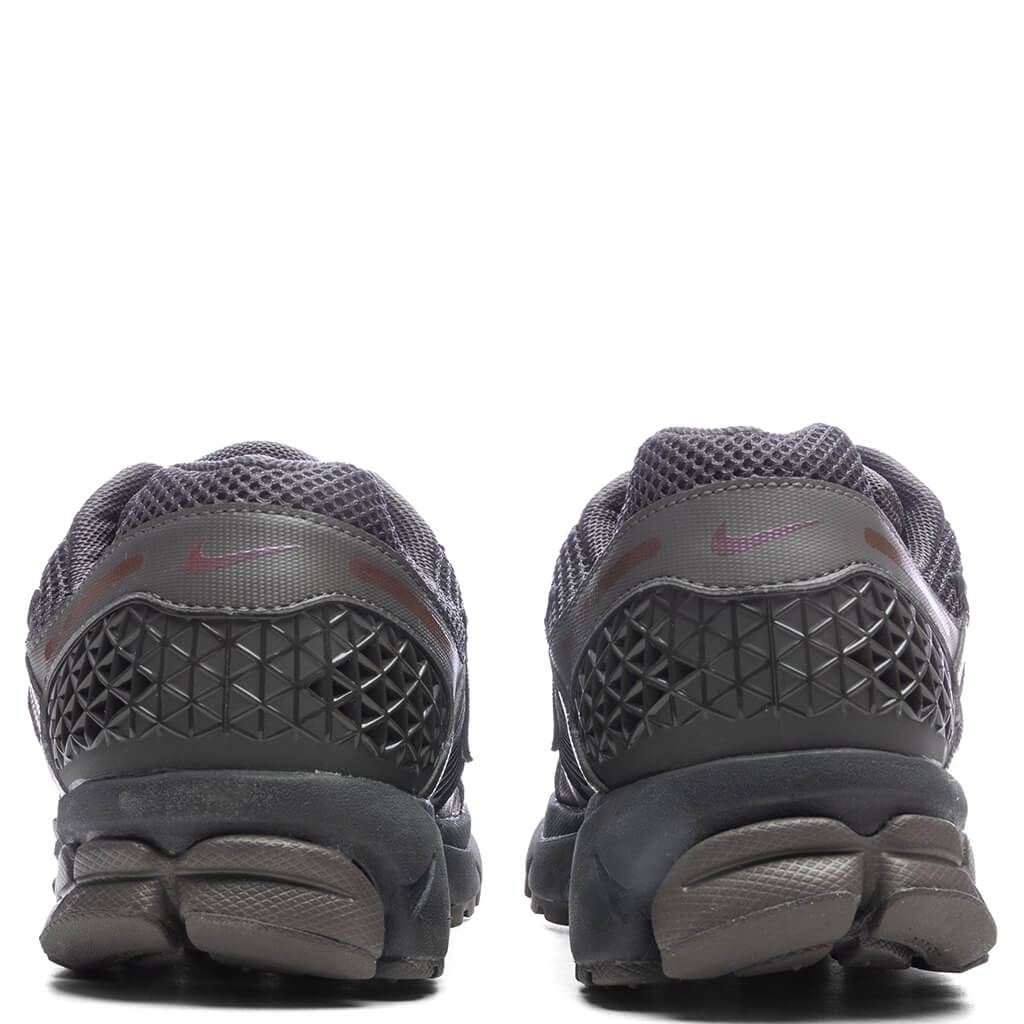 Zoom Vomero 5 - Cave Stone/Metallic Silver/Multi-Color - Image 4
