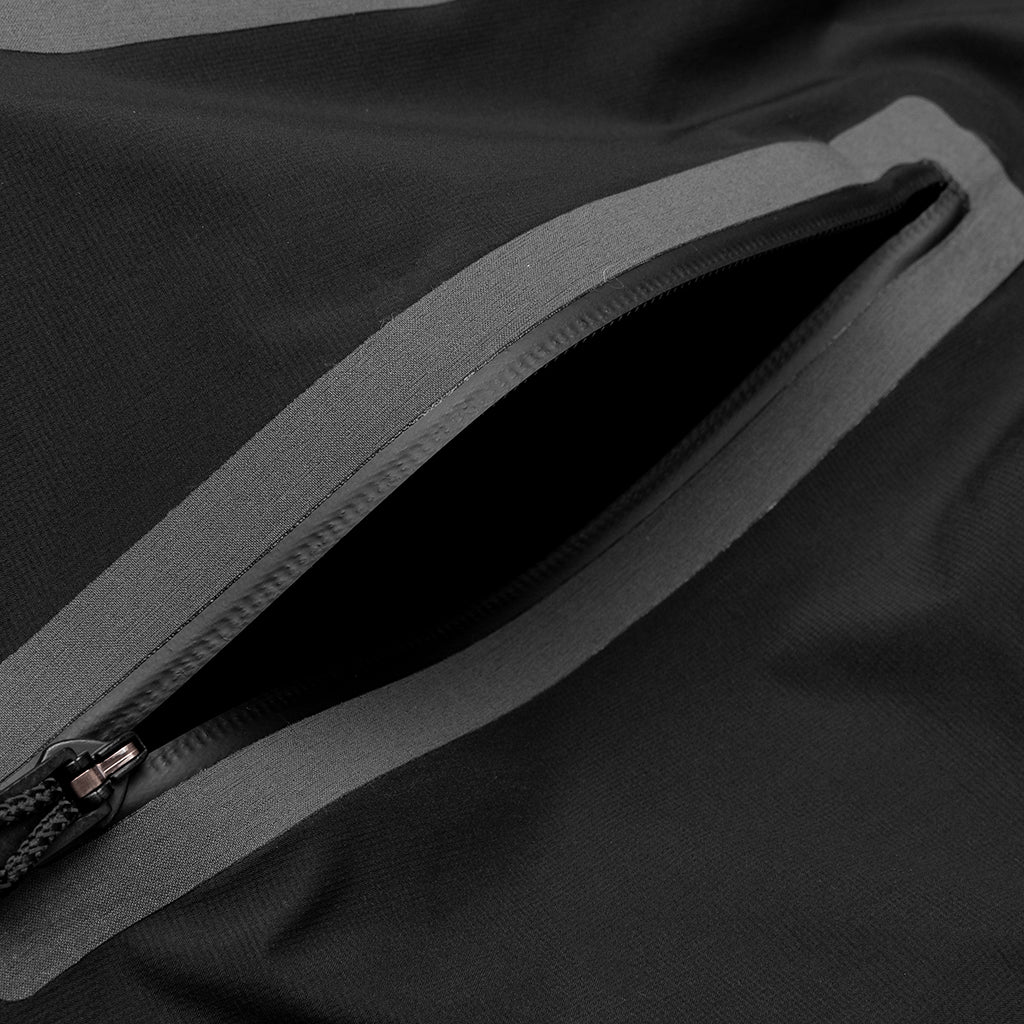 On x IKON Waterproof Jacket - Black - Image 4