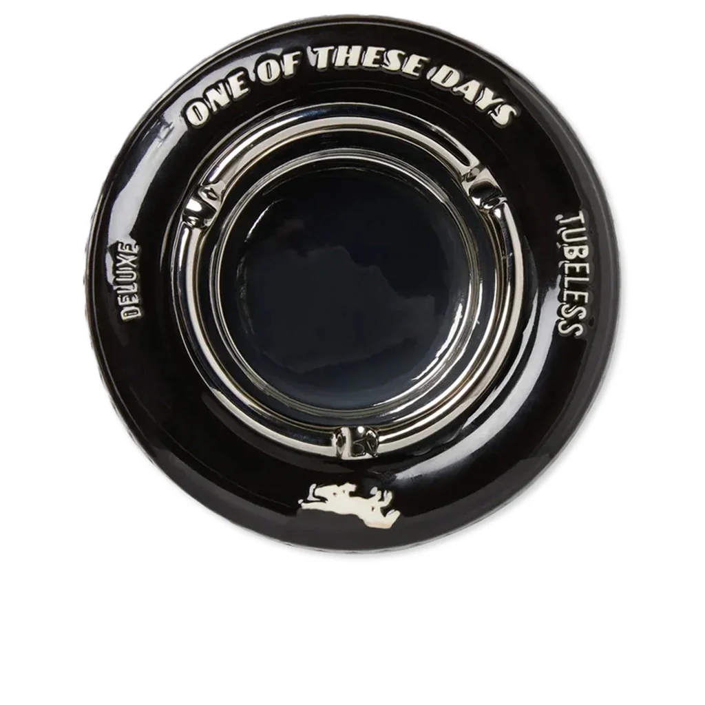 Interstate Ashtray - Black - Image 2