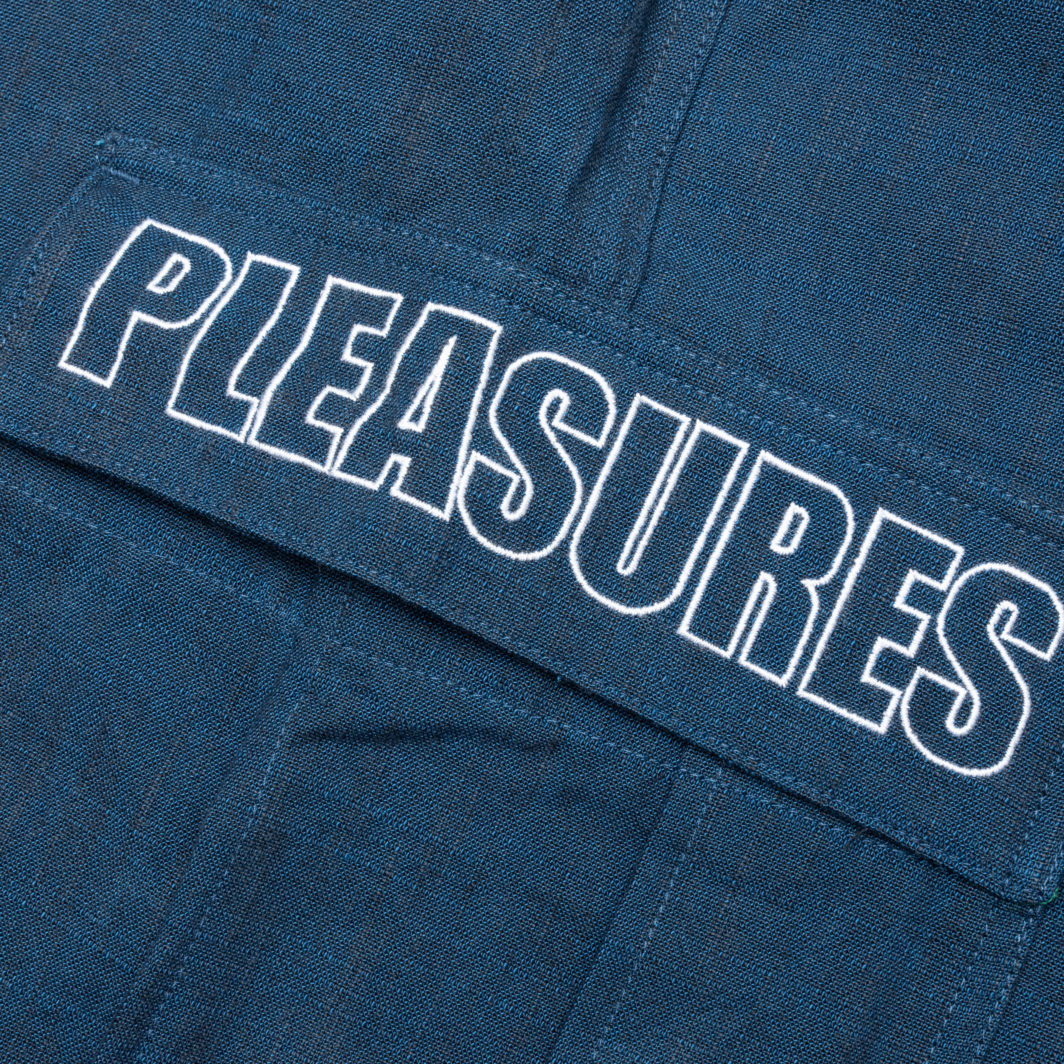 Visitor Wide Fit Cargo Pants - Navy - Image 4