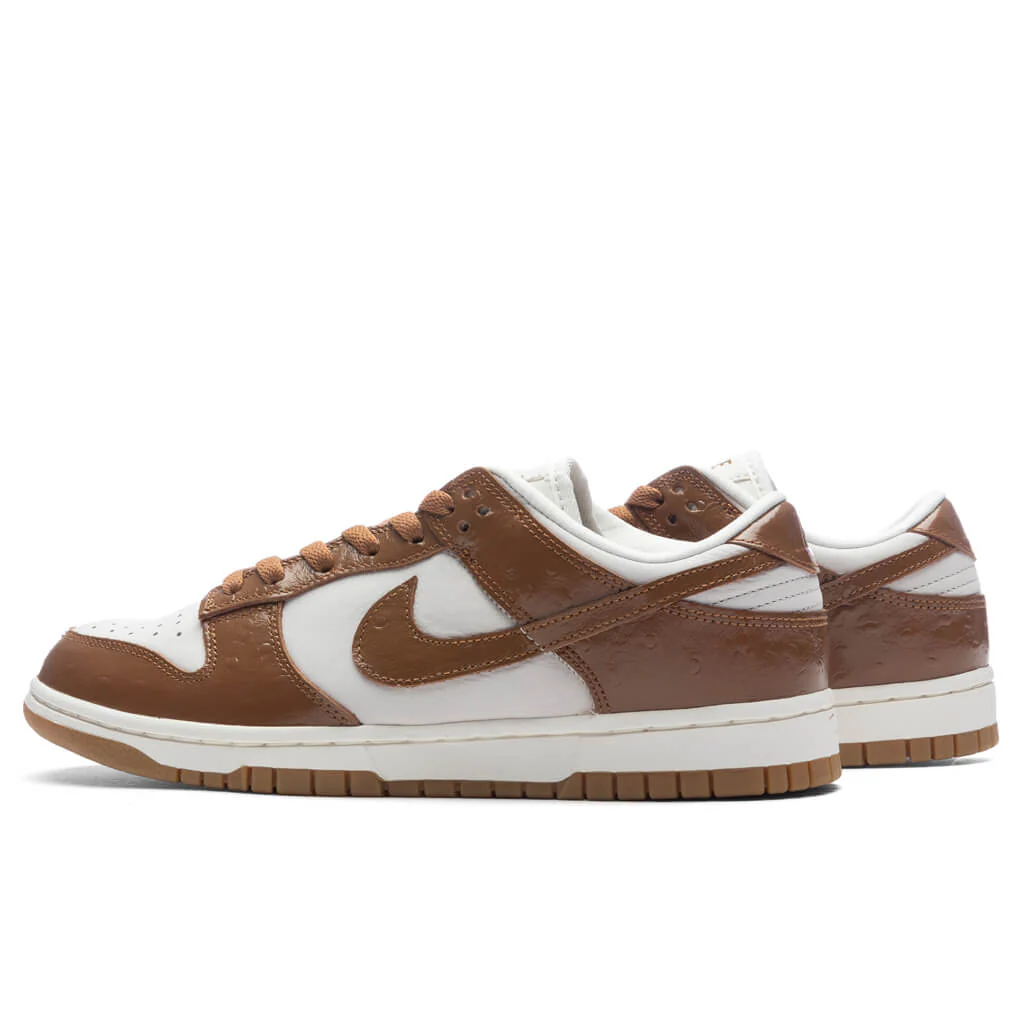 Women's Dunk Low LX - Phantom/Ale Brown/Metallic Gold - Image 3