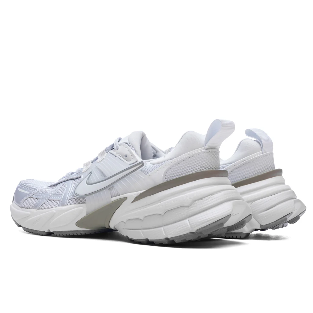 Women's V2K Run - Photon Dust/Light Silver/Summit White - Image 3